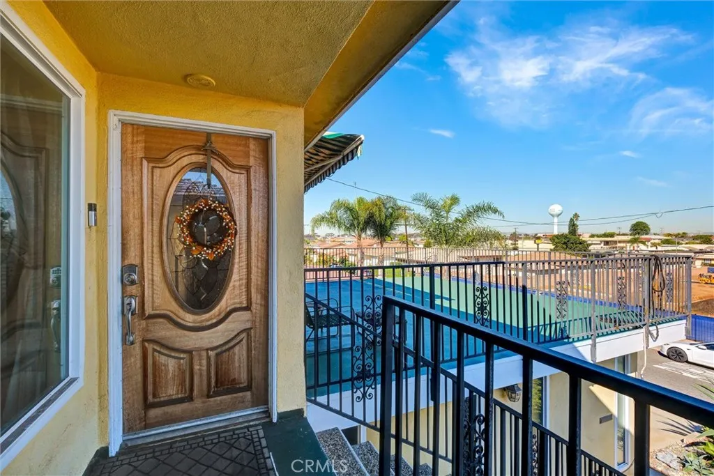 4534 W 129th, Hawthorne, California 90250 home-pic-5